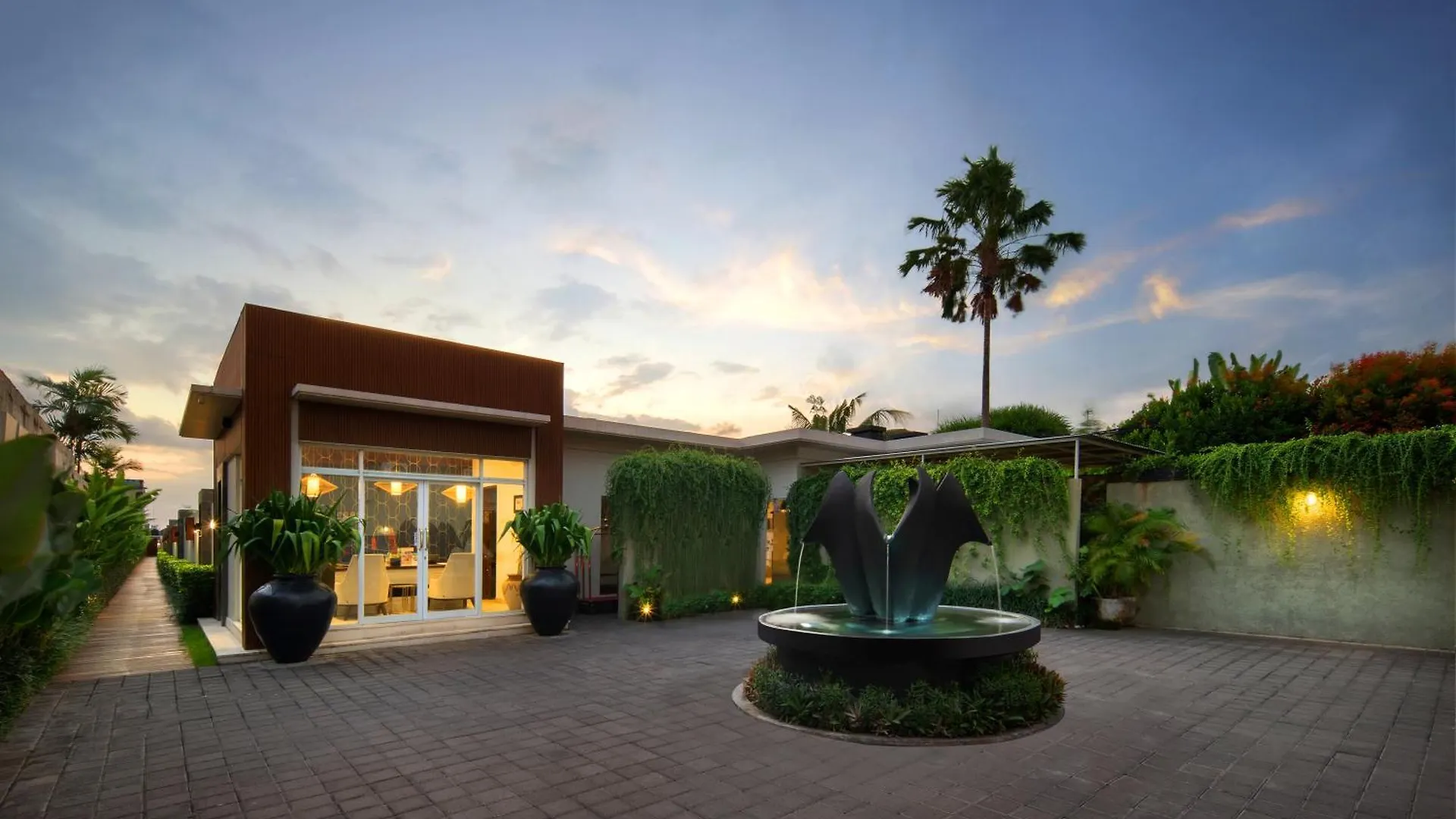 The Claremont Luxury Villas سمينياك