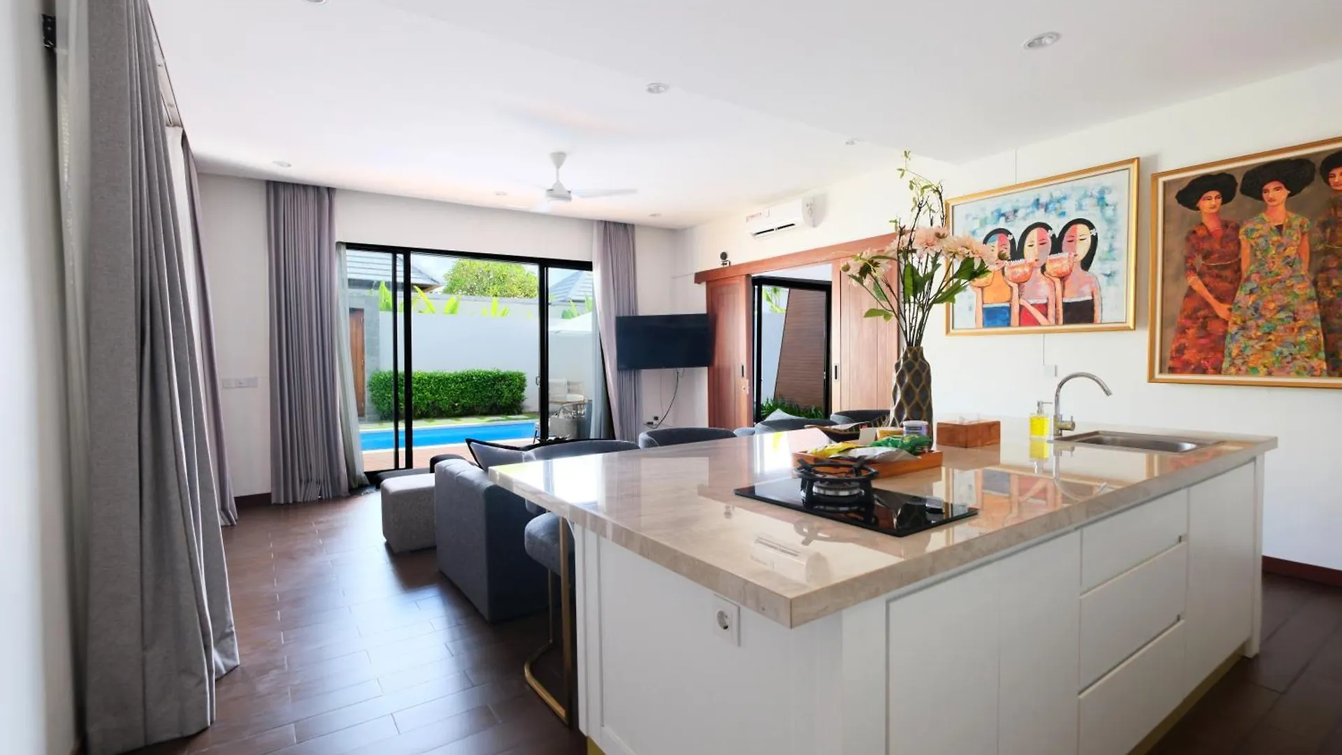 The Claremont Luxury Villas سمينياك